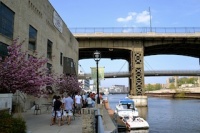 Milwaukee retirement communities